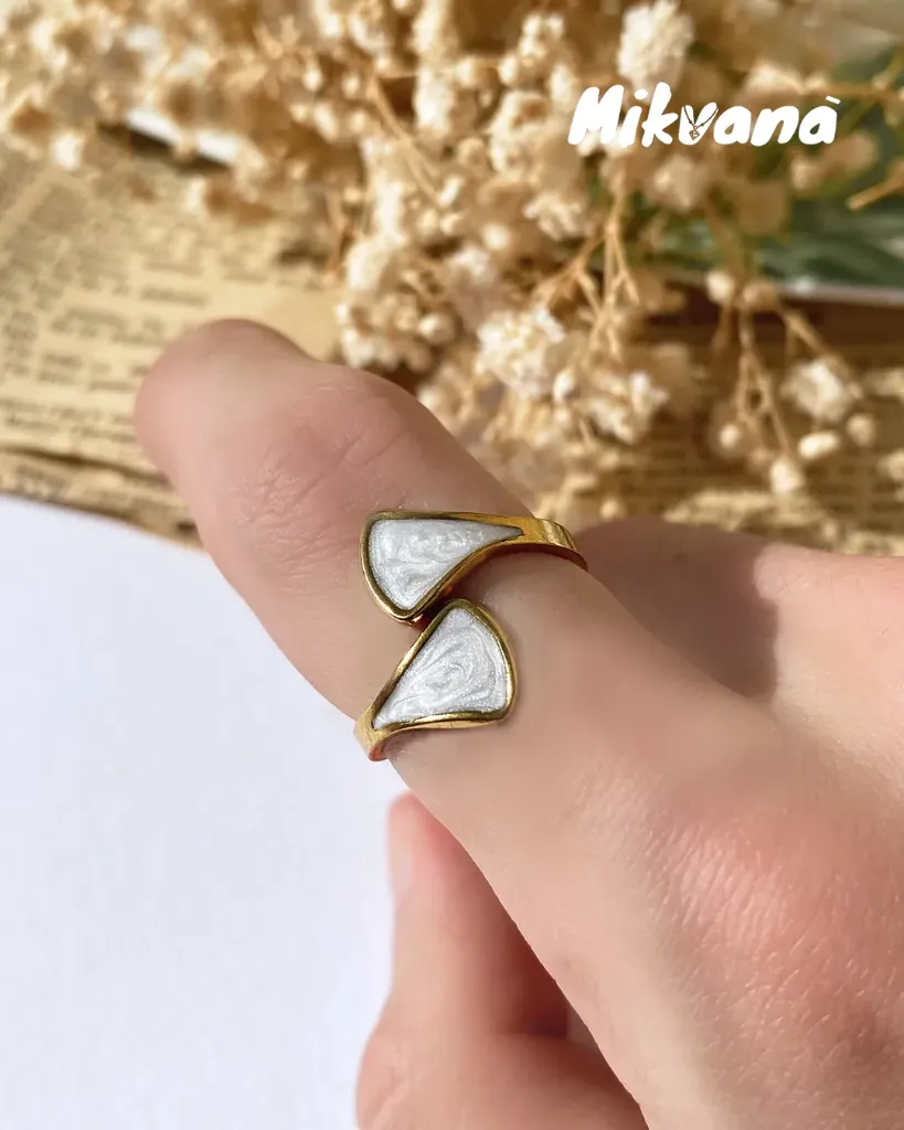 Mikana Ring